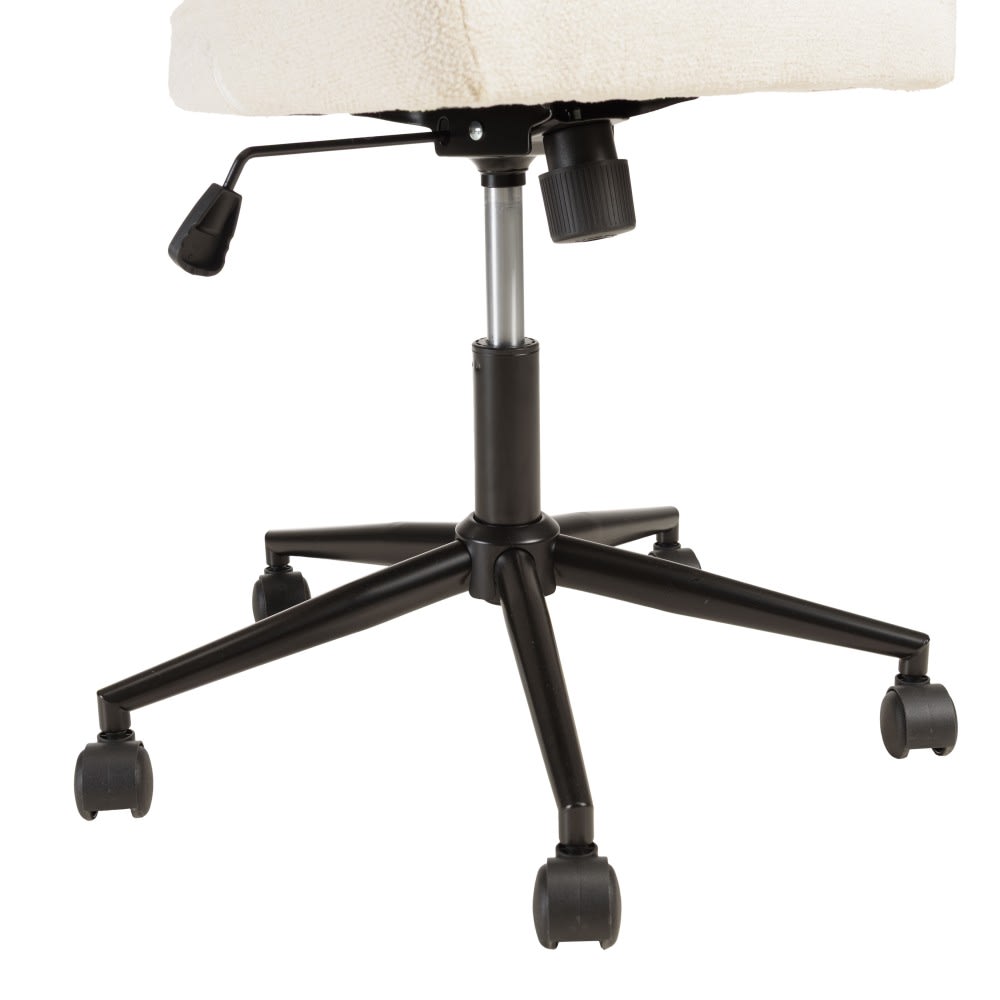 Chaise de bureau MACABANE Mina en bouclette écrue avec dossier ouvert et roulettes — vue 7