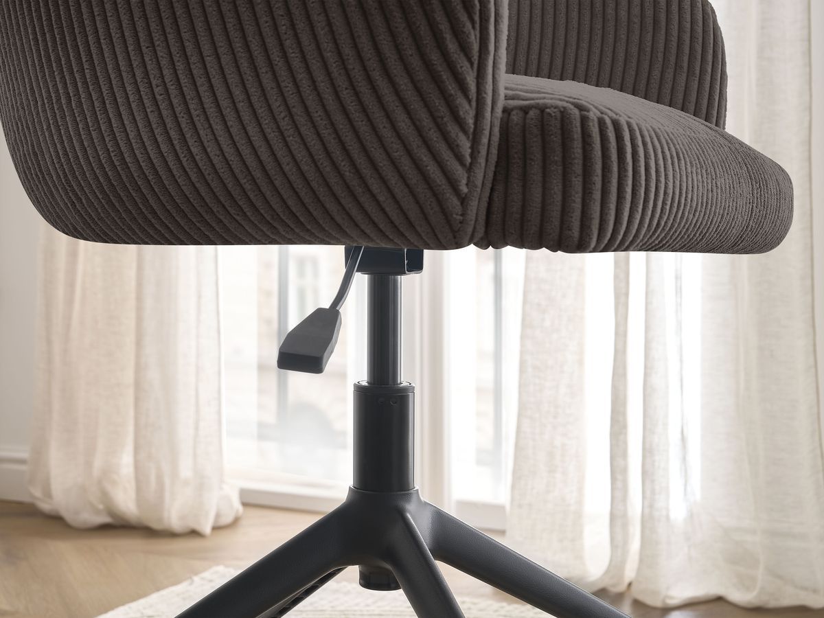 Chaise de bureau SOPHIE BOBOCHIC taupe en velours côtelé avec accoudoirs et roulettes — vue 11
