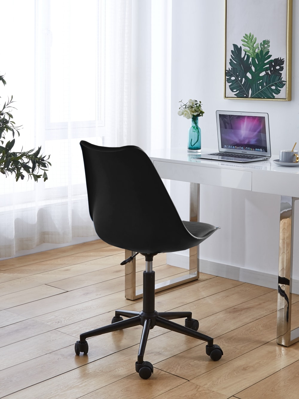 Chaise de bureau Nordlys ESBJERG à assise textile et piètement noir — vue 3